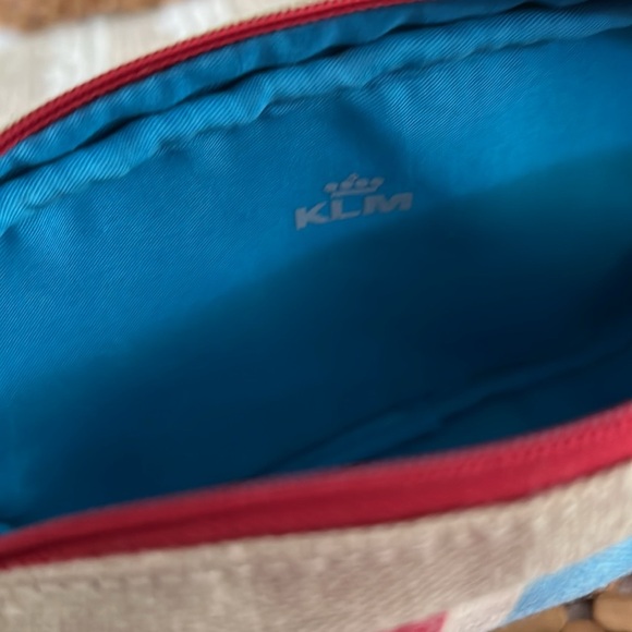 KLM Airlines Amenity Kit - Business Class -Cloth Pouch by Jantaminiau - Picture 4 of 6